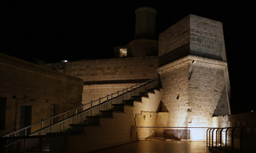 (FULLY BOOKED) – Ghost Tour